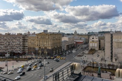Digital Life in Russia: Navigating Online Sentiment and
