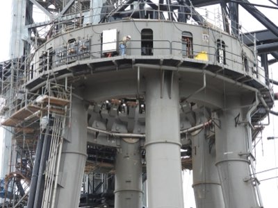 Navigating Price Caps: Energy Trade in Geopolitical Tensions