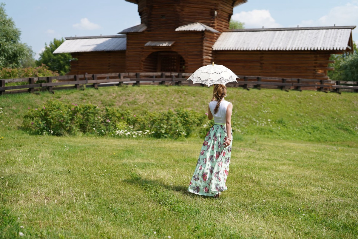 vêtements traditionnels et modernes en russie